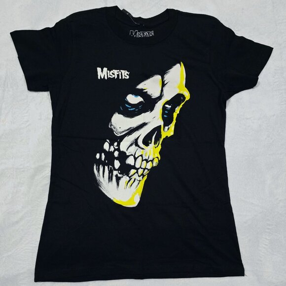 Misfits ✦ Skull Graphic T-Shirt ✦ by Hot Topic S Black Cotton Short Sleeve NWT - Picture 2 of 4